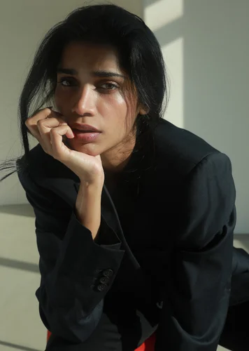 Riya Malhotra photo 3